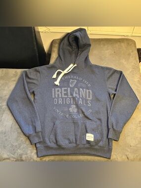 Ireland Originals Blue Hooded Pullover Sweatshirt size M